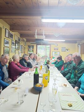 IMG-cfa97d4e953ff7fd36f650dc32d0cfb2-V